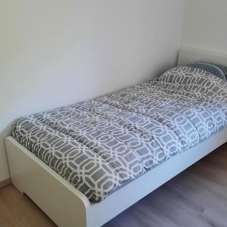 Appartement Duplex Pour 3-4 Personnes A Сіне Екстер'єр фото