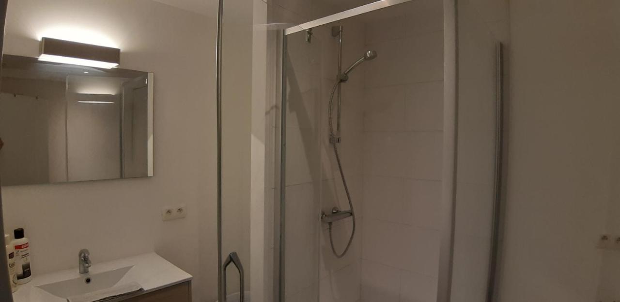 Appartement Duplex Pour 3-4 Personnes A Сіне Екстер'єр фото