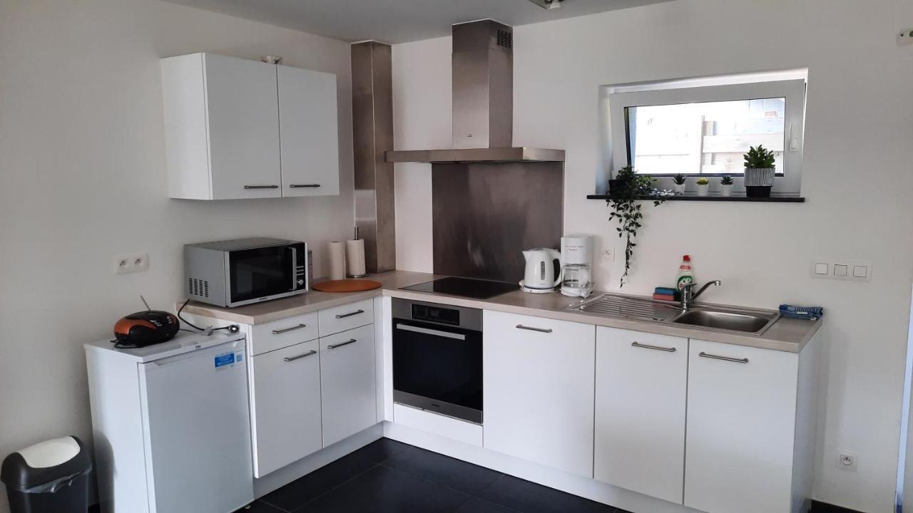 Appartement Duplex Pour 3-4 Personnes A Сіне Екстер'єр фото